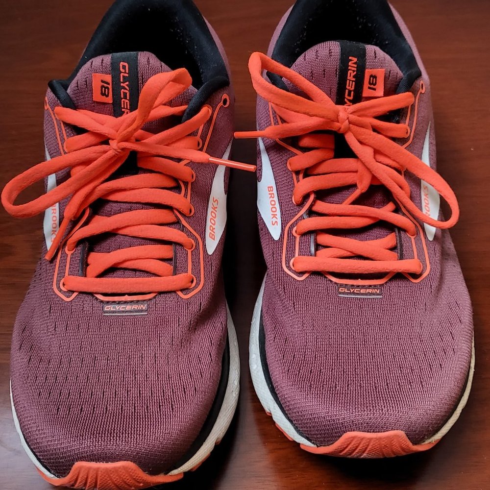 Brooks Womens Glycerin 18 Neutral Running Shoe size 8.5 Nocturne/Coral/White